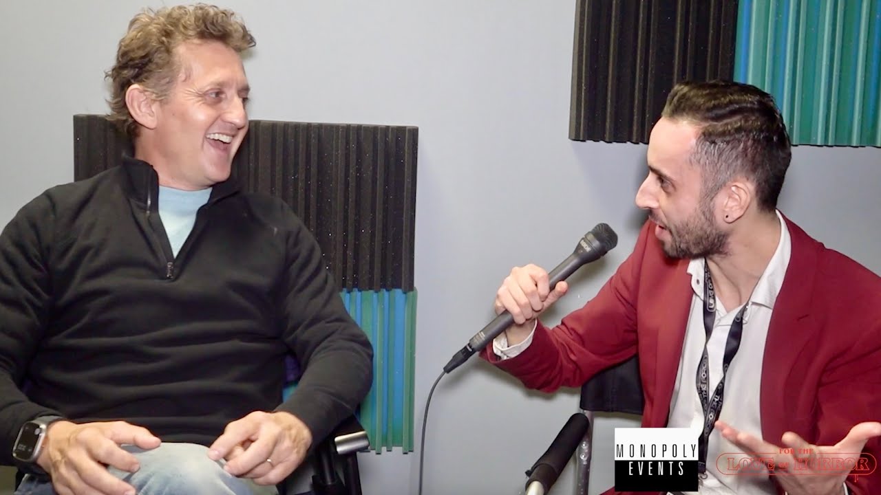 Alex Winter's Lost Boys stories, Kiefer Sutherland BREAKING HIS WRIST ON SET, parties & more!
