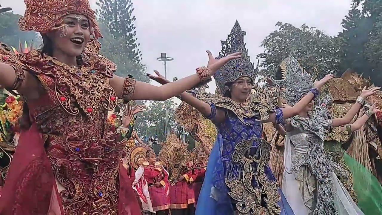 Melepas Matahari 2025, Pertunjukan Rakyat Denpasar Bali yang Spektakuler. (JJI.DR.ETI)