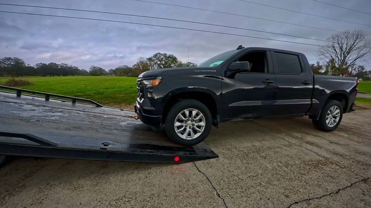 Training Day!! 2023 Chevy Silverado Dies in the Middle of the Road!