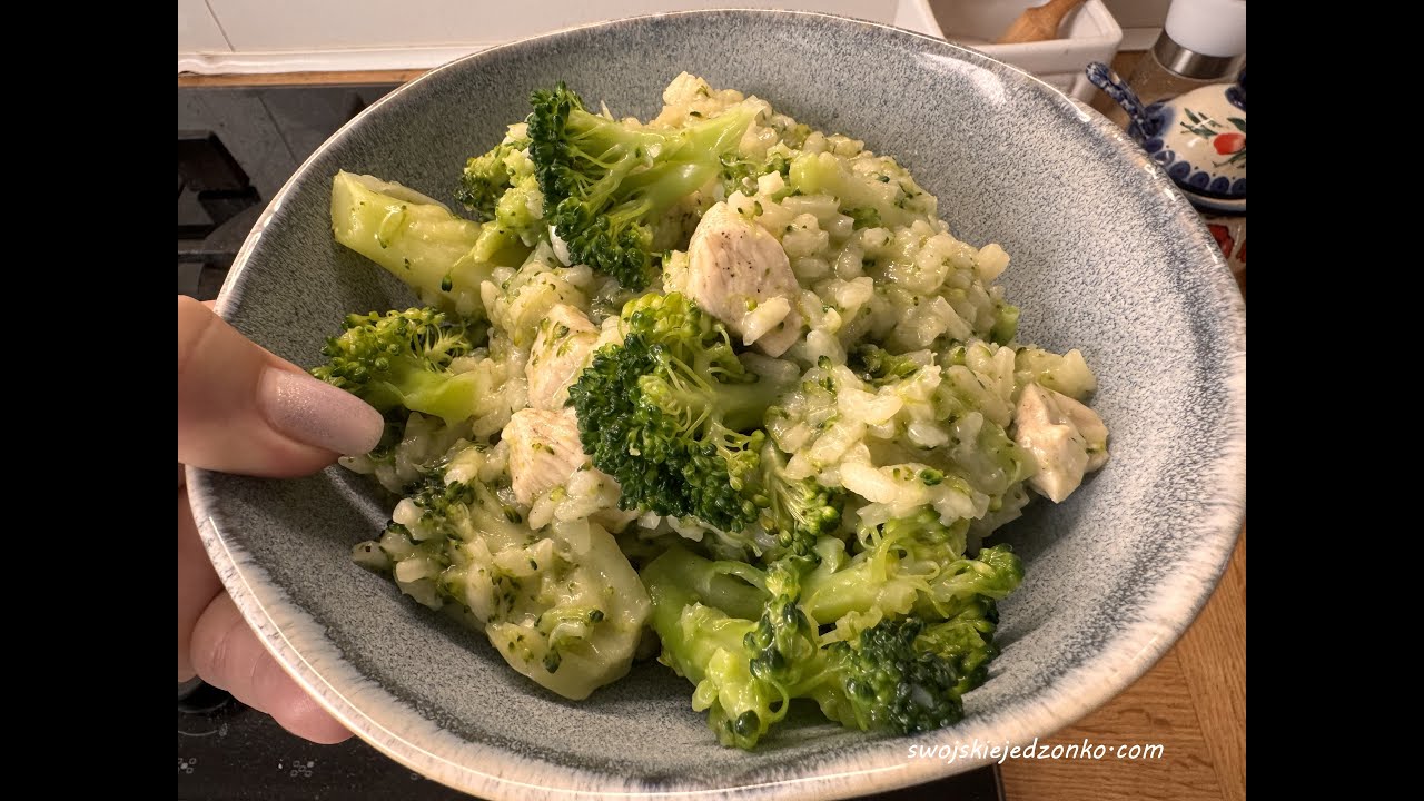 Prosty przepis na risotto z brokułami i kurczakiem, pyszny obiad #ryż #naobiad #risotto