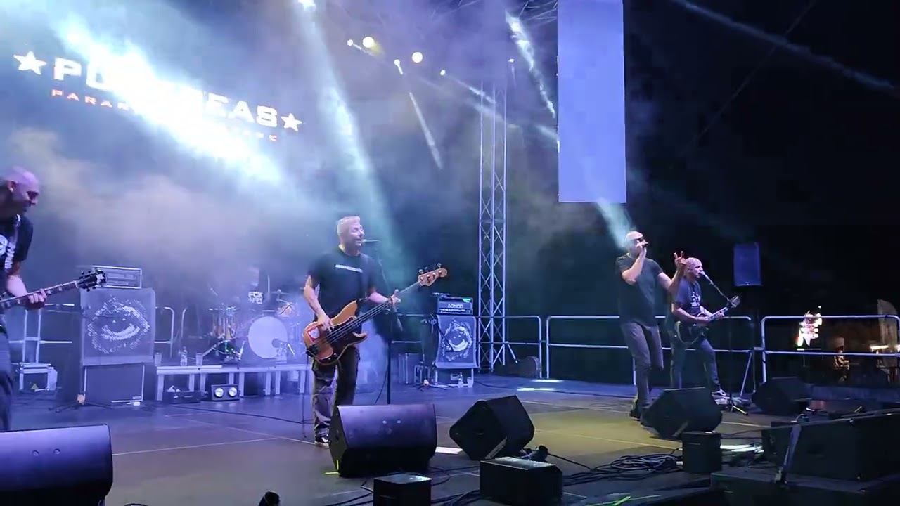 Aca' Toro - Punkreas