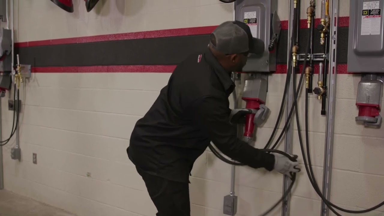 Unboxing the Lincoln Electric Cobot
