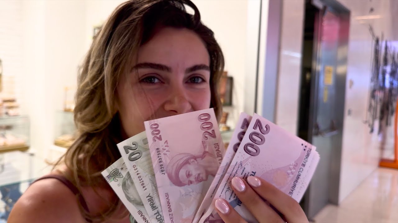 Travel Vlog: Meeting Her Family In Istanbul