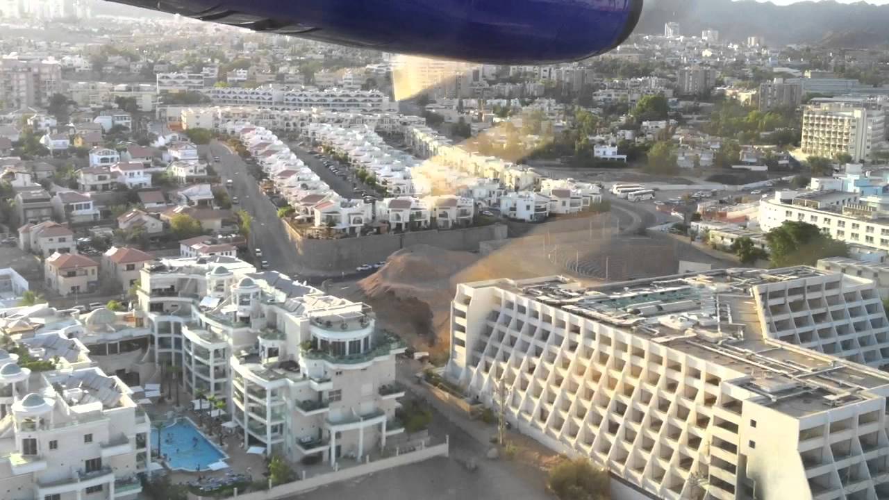 נחיתה בשדה התעופה אילת Landing in Eilat airport Israel