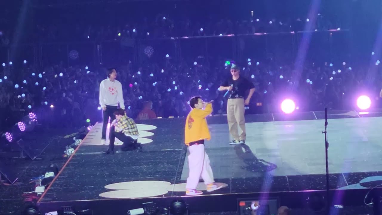 220408 BTS Airplane Pt. 2 / Bapsae / Dis-ease Fancam - PTD ON STAGE IN Las Vegas Day 1 방탄소년단 직캠