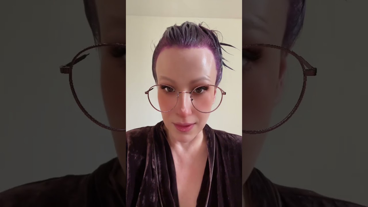 Using Schwartzkopf Box Dye Purple Punk 94 on Highlights and Grey Hair