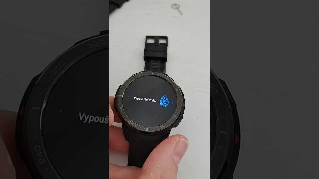 HONOR Watch GS Pro Water Drain - odčerpanie vody