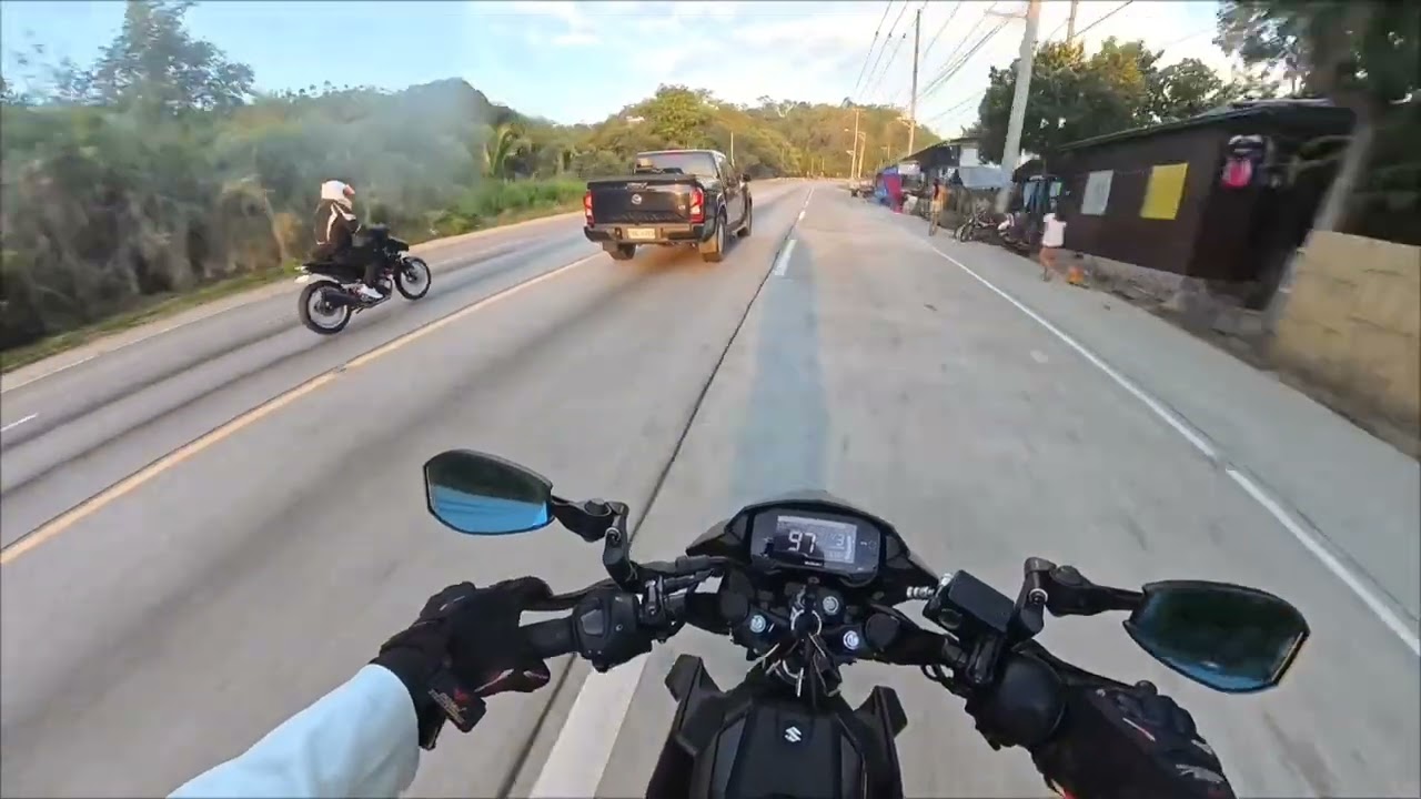 Raider 150 FI Blade vs Sniper 150 V1