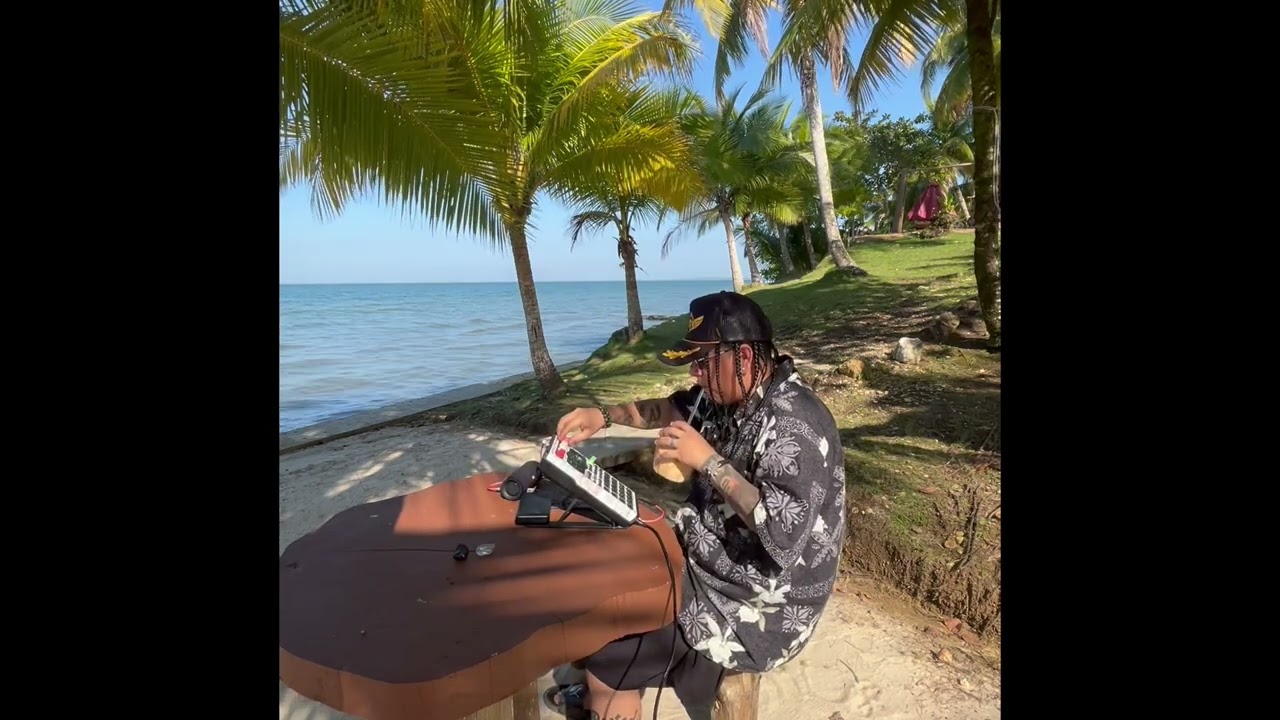 Live Beat with SP404 on an Island in Belize--F1rst Class Johnny  