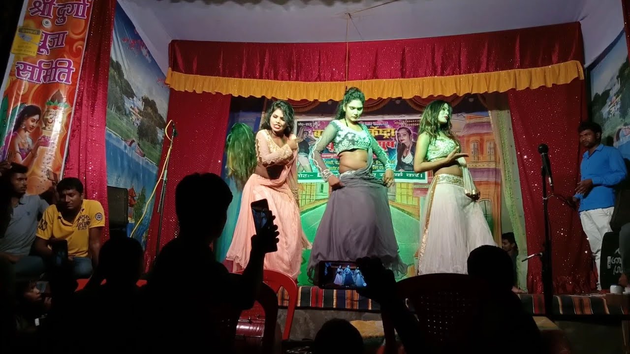 new stage show in bhojpuri Song || लैबुउ मकई के खेत में || Lebau Makai Ke Khet ||