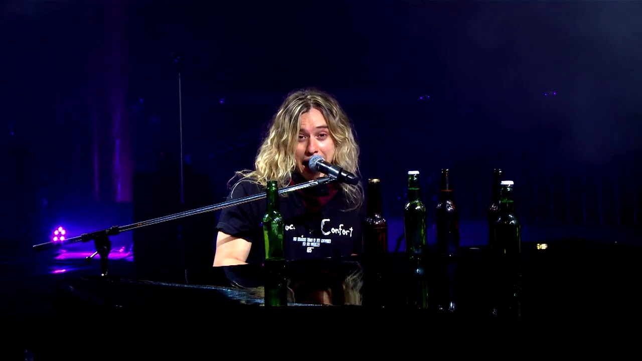 AIRBAG - Mila, Saturno y el Río (Live streaming 2020)