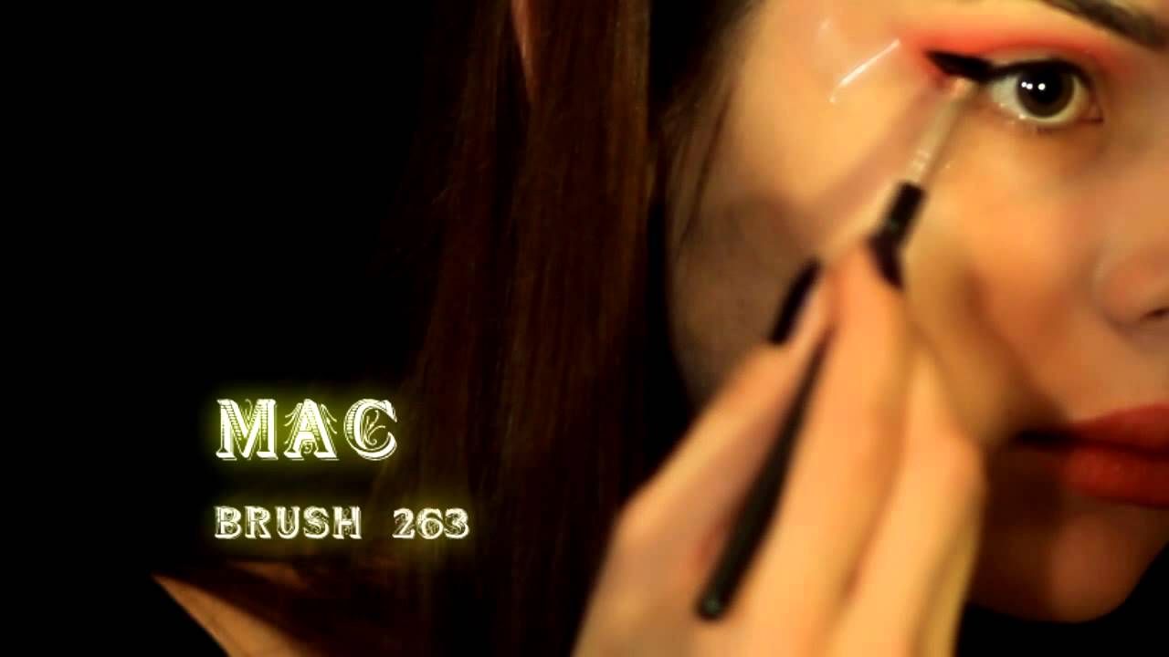 MW Vampire Makeup Tutorial Transformation Необычный Вечерний Макияж Halloween
