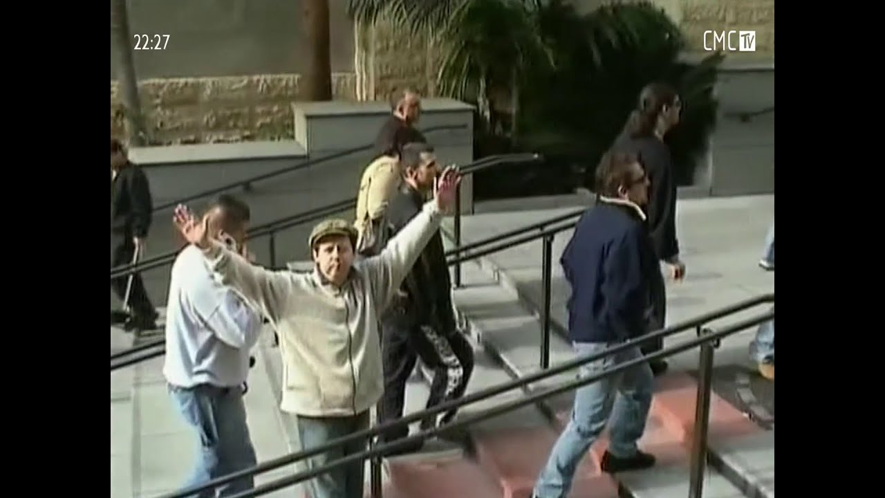 Prljavo Kazali&scaron;te - Heroj ulice (Live, 2004)