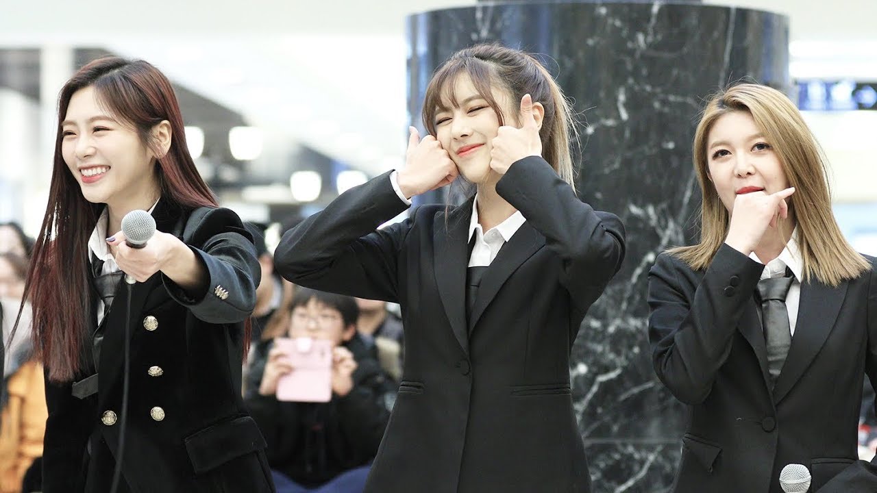 180127 드림캐쳐 Full Moon 버스킹 오프닝 & 토크 모음 (DREAMCATCHER BUSKING TALK) 4K 직캠 by 비몽