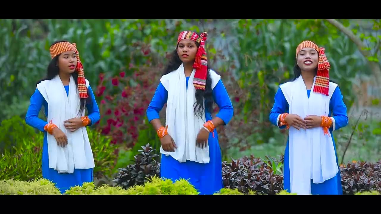 ভাইরাল হলো মহিপুর উচ্চ বিদ্যালয়ের তিন শিক্ষার্থীর শেখ হাসিনাকে নিয়ে গাওয়া ইউটিউব কাঁপানো গান |