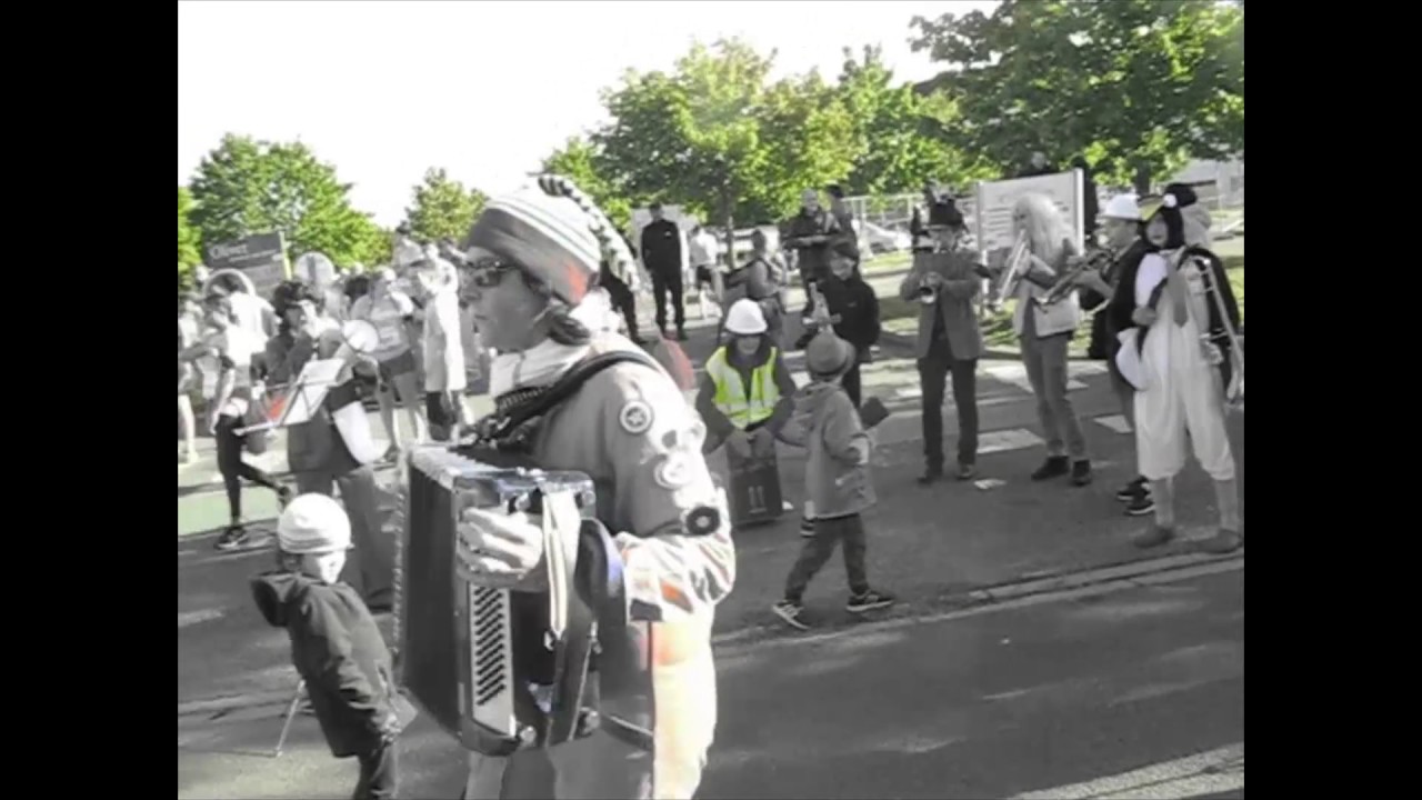 Mirza fanfare c&eacute;dez le passage 2016