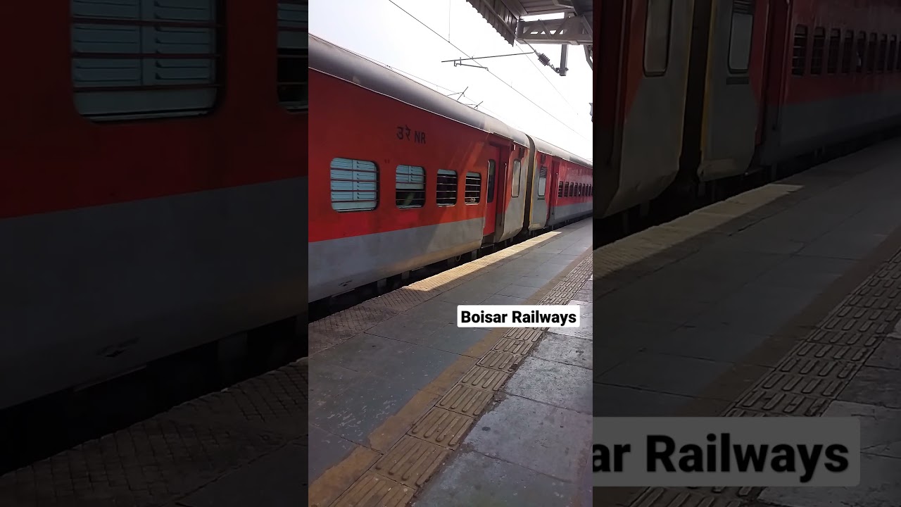 Bandra Terminus - Jammu Tawi Swaraj SuperFast Express Skipping Palghar At MPS 🔥