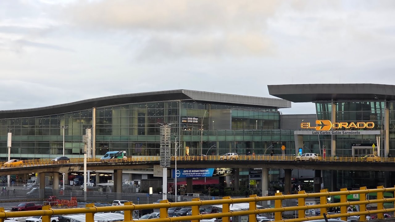 Parte 1 Aeropuerto El Dorado Bogota , Colombia,  Conociendo las terminales 
