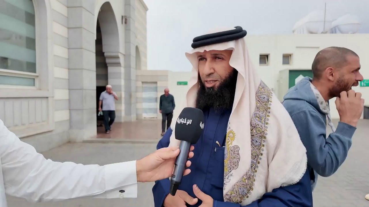 منارات كفانوس تضيء دروب المسافرين على الطريق السريع بين المدينة المنورة وتبوك
