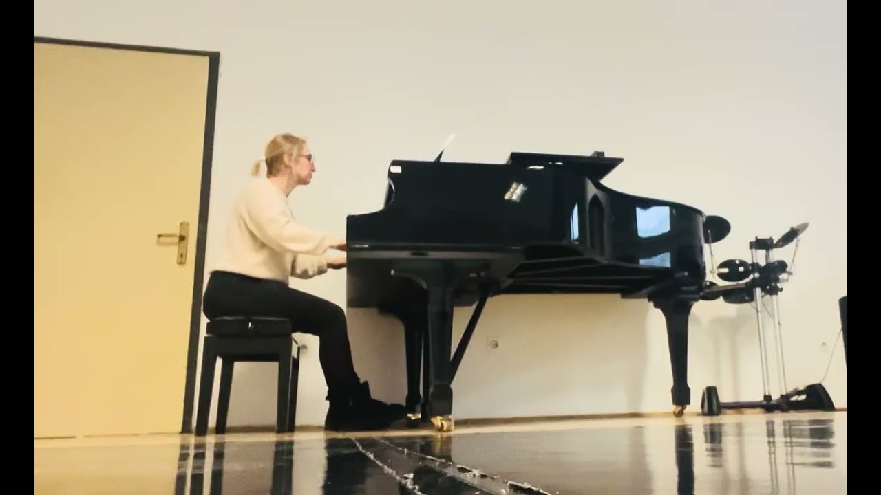 Y. Tiersen: Comptine d`un autre ete - l`apres-midi (Relaxing Piano Music)