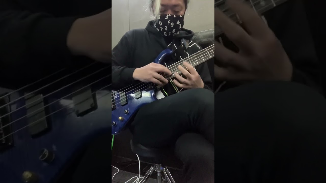 #shorts #crazy #riffchallenge #basschallenge