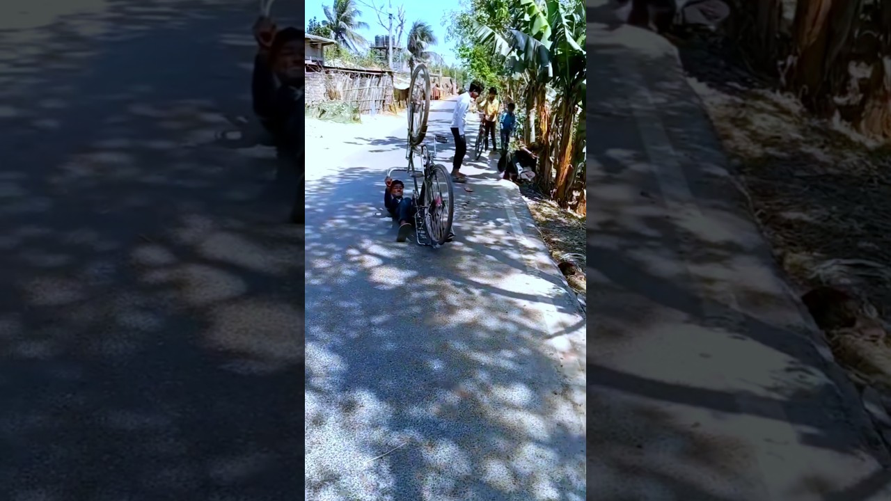 Bangladeshi Roads Cycle🤦&zwj;♂️ #shorts​ #cycling​ #mtb​ #bike​ #badholrideroffical