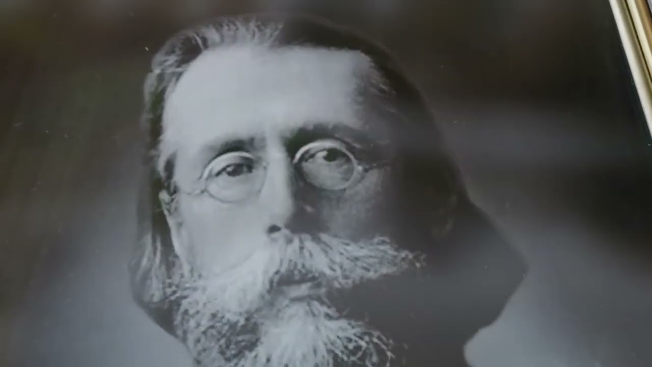 «Освячується храм цей»