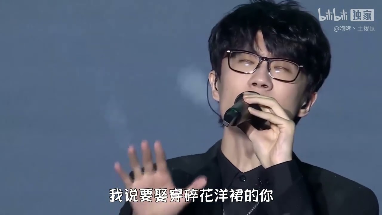 《玫瑰花的葬礼》，但是废话文学