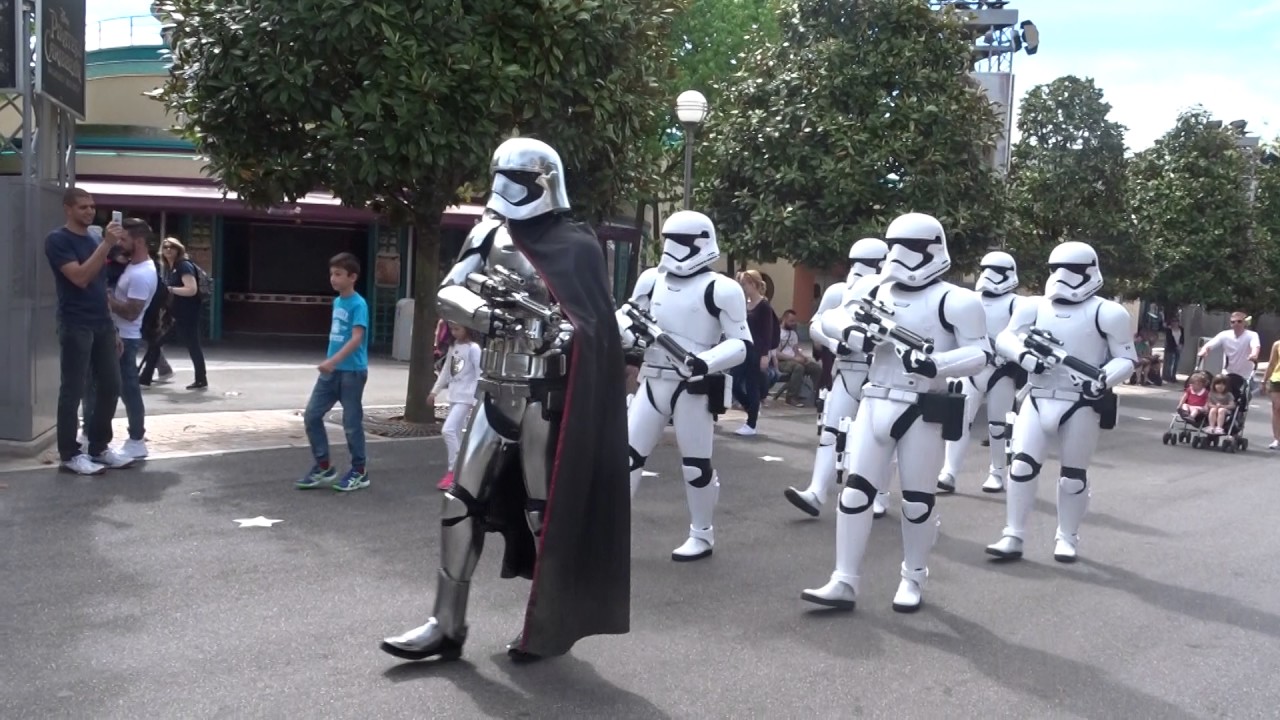 Disneyland Paris Stormtrooper First Order March