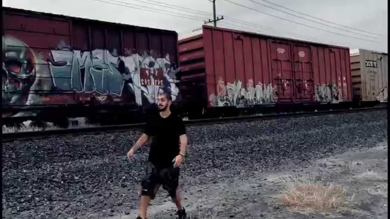 #ملك_الراب_السعودي | SLOW MOE | BORN 2 SHINE | VIDEOCLIP | #MAKAVELI