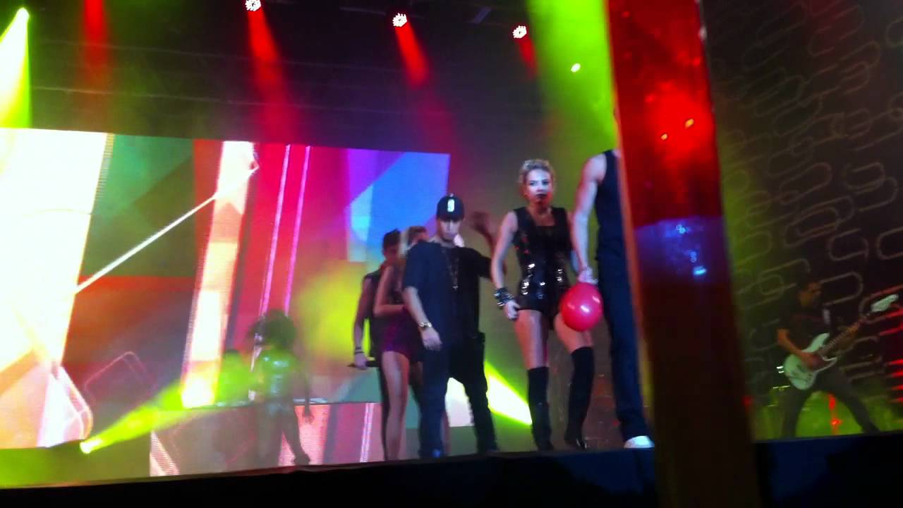 Um Dia De Cada Vez - Rebeldes em Goiânia - 21/07/2012