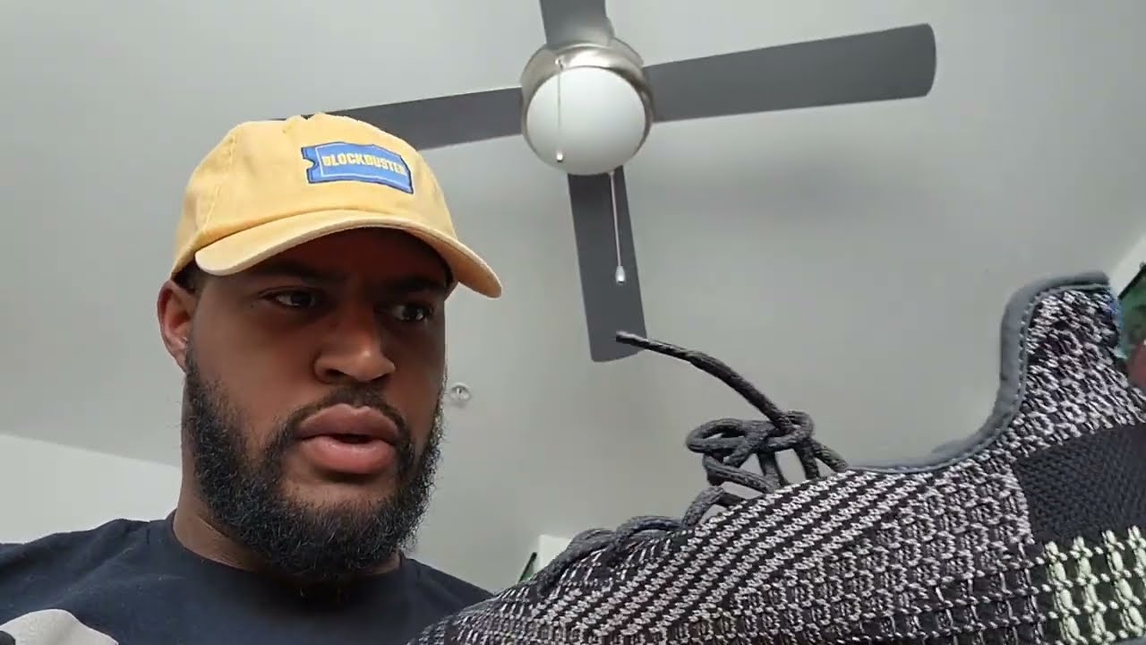 How StockX authenticates their shoes