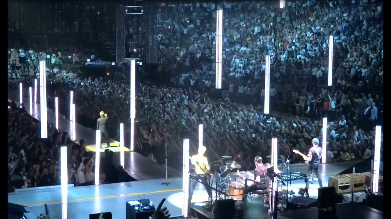 U2 - With Or Without You (HD) MSG New York #7 on 07-30-2015 (Filmed From Section 111 Row 12)