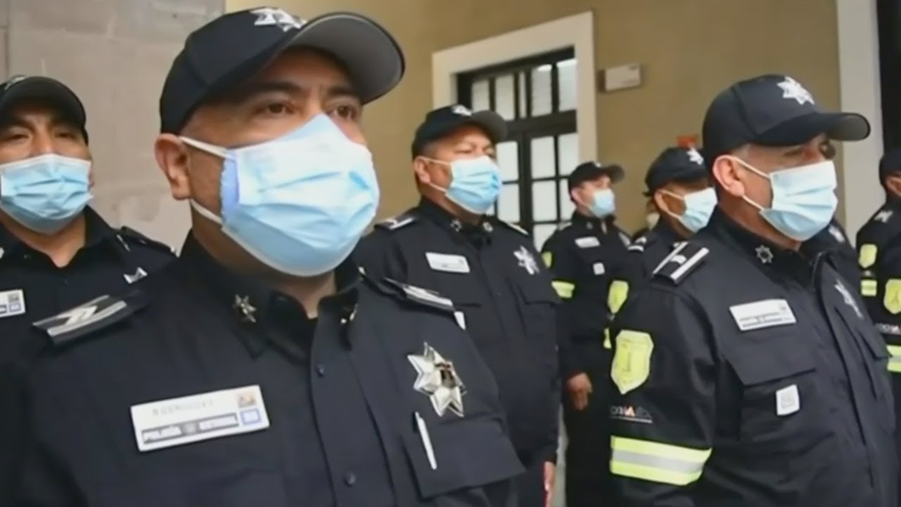 Edomex rinde homenaje a polic&iacute;as asesinados en Coatepec Harinas