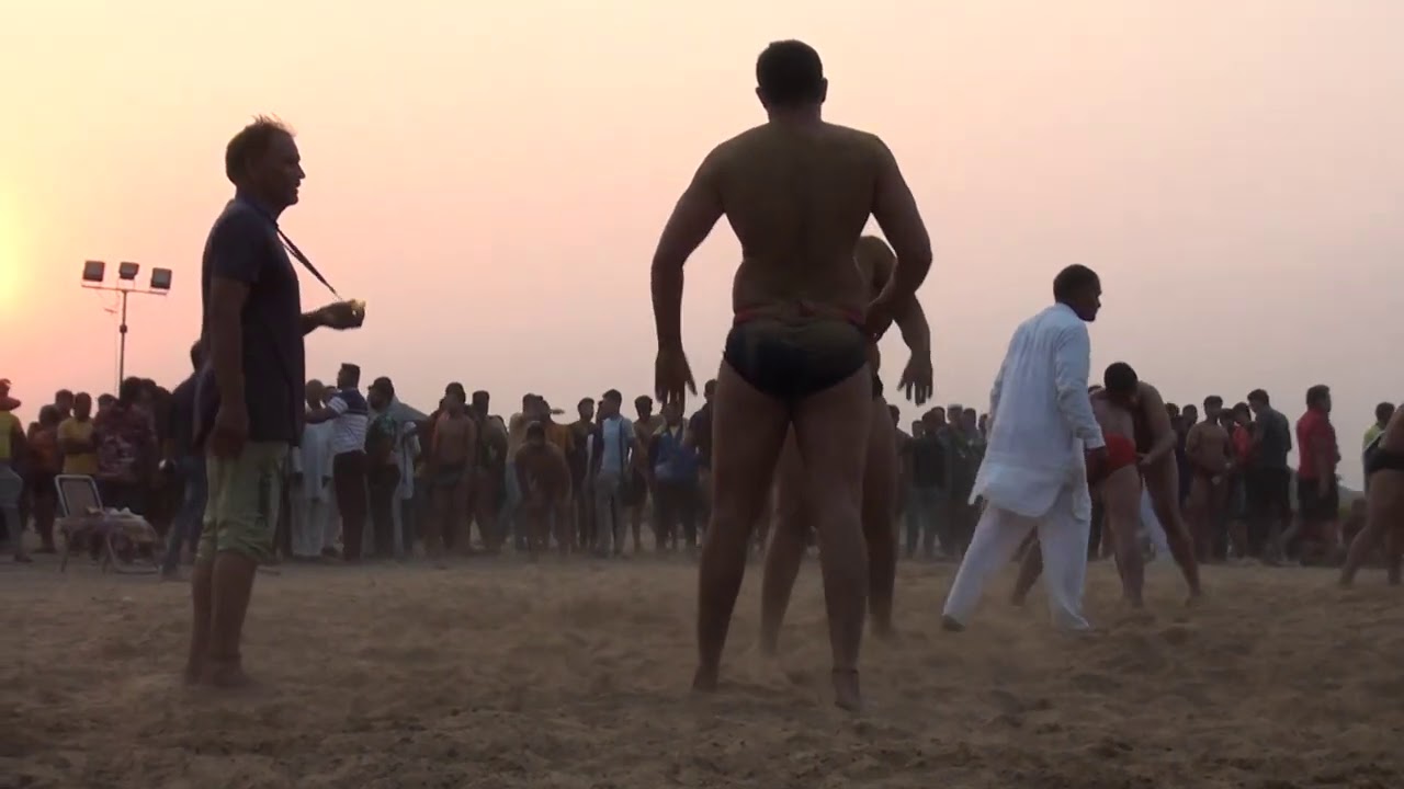 देखिये गांधरा गाँव की लेटेस्ट कुश्तियाँ  Ashish village khedi chandi mehar singh akhada rohtak