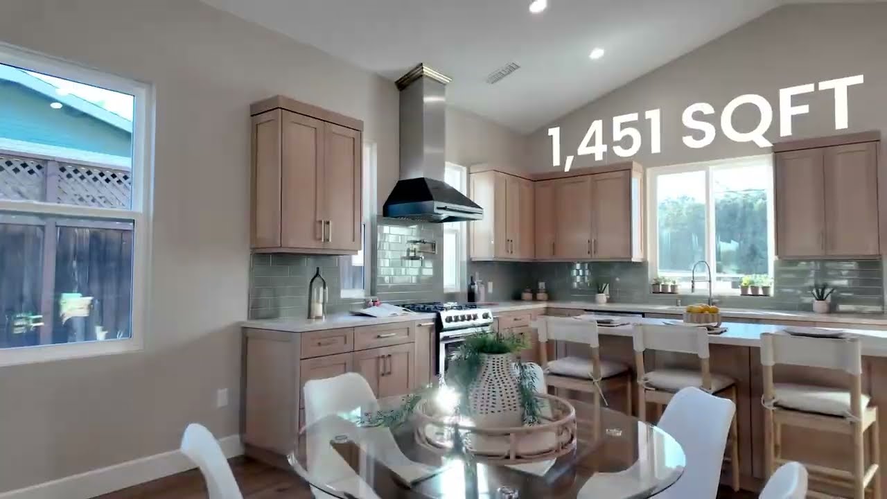 1728 Bancroft St, San Diego, CA 92102