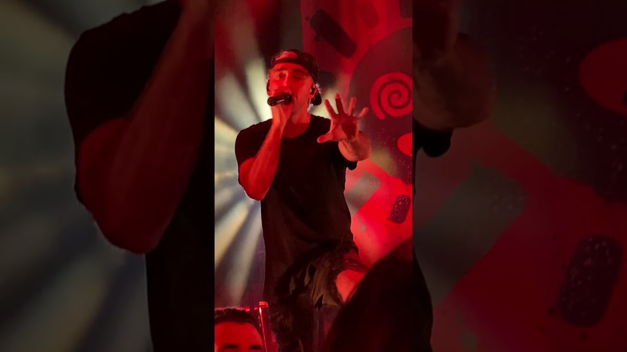 All Time Low - Nightmares live at College Street Music Hall 10-19-2021