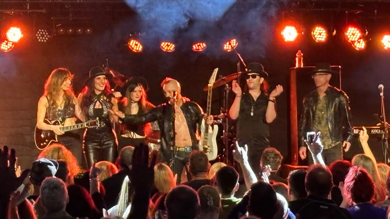 Pseudo Echo - Send Me An Angel (Chelsea Heights Hotel 5/10/2024)