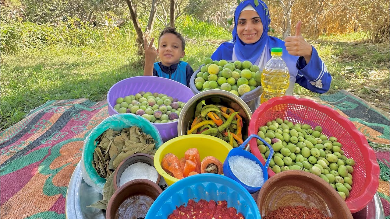 أجواء موسم جمع الزيتون🫒 والليمون🍋 من الجنينه بتاعتنا    تركات التخليل ع طريقة الفلاحين 🌳✌