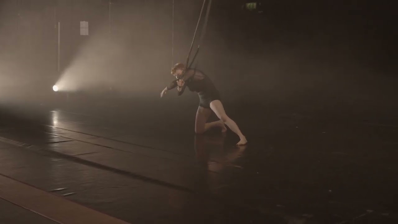 Lydia Moran. Aerial Straps Act. November 2025