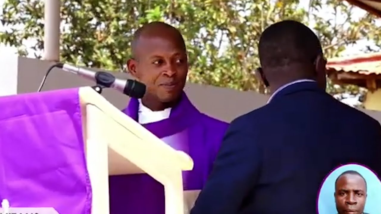 Ni Aibu: Kilichompata KIGOGO wa SERIKALI alipozuiwa Kuongelea SIASA Kwenye MSIBA WA PADRE, akagoma
