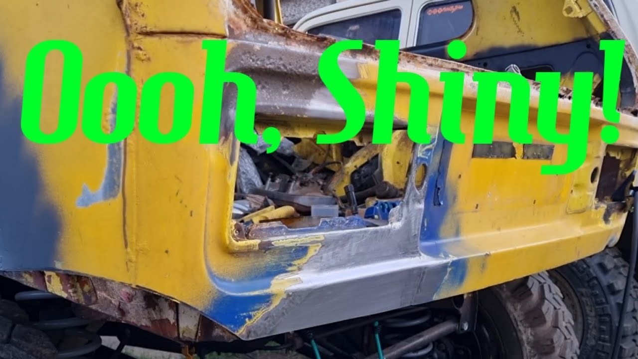 How to make basic repair panels for classic cars - The Yellow Bear  - Lada Niva - metal shaping