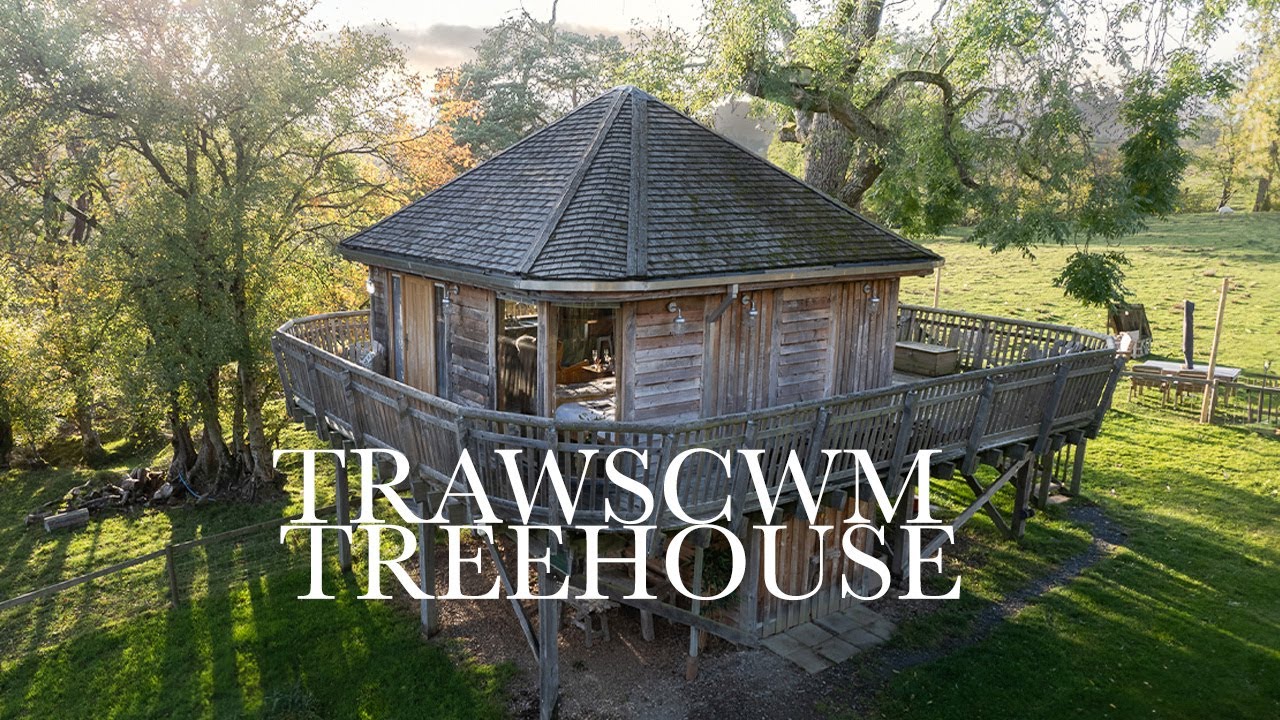 Exploring a Hand Built Luxury Tiny House Treehouse (Airbnb Tour)