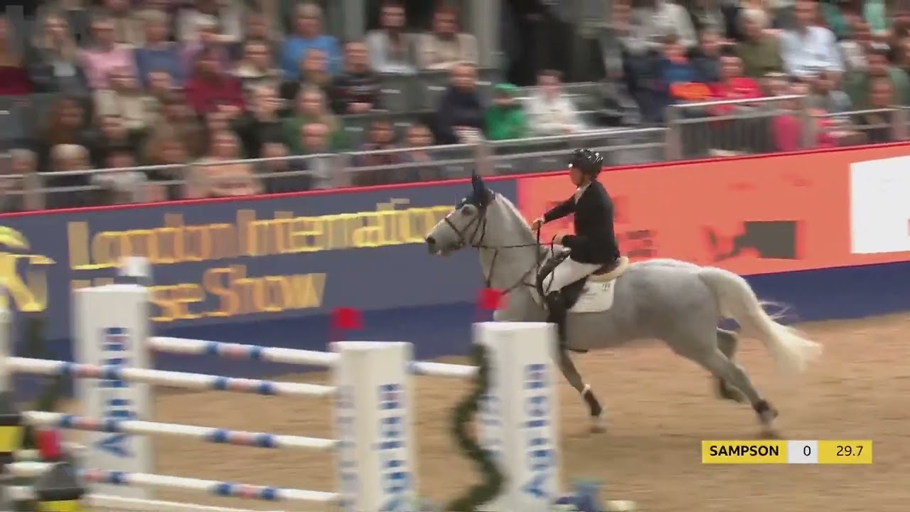 Matthew Sampson & Daniel Win The Christmas Pudding Speed Stakes | London International Horse Show