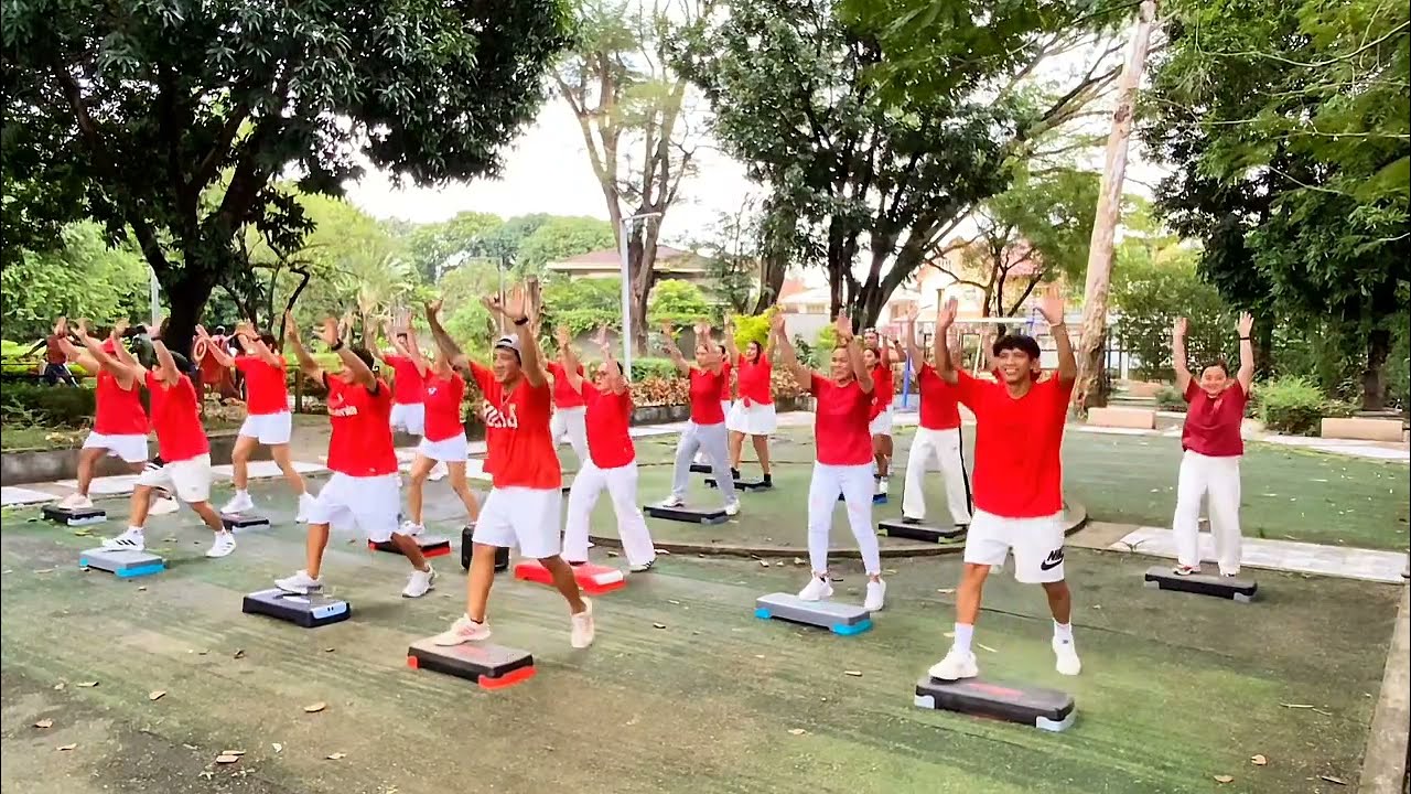 ALL I WANT FOR CHRISTMAS || DANCE STEPPER || CREWPALS