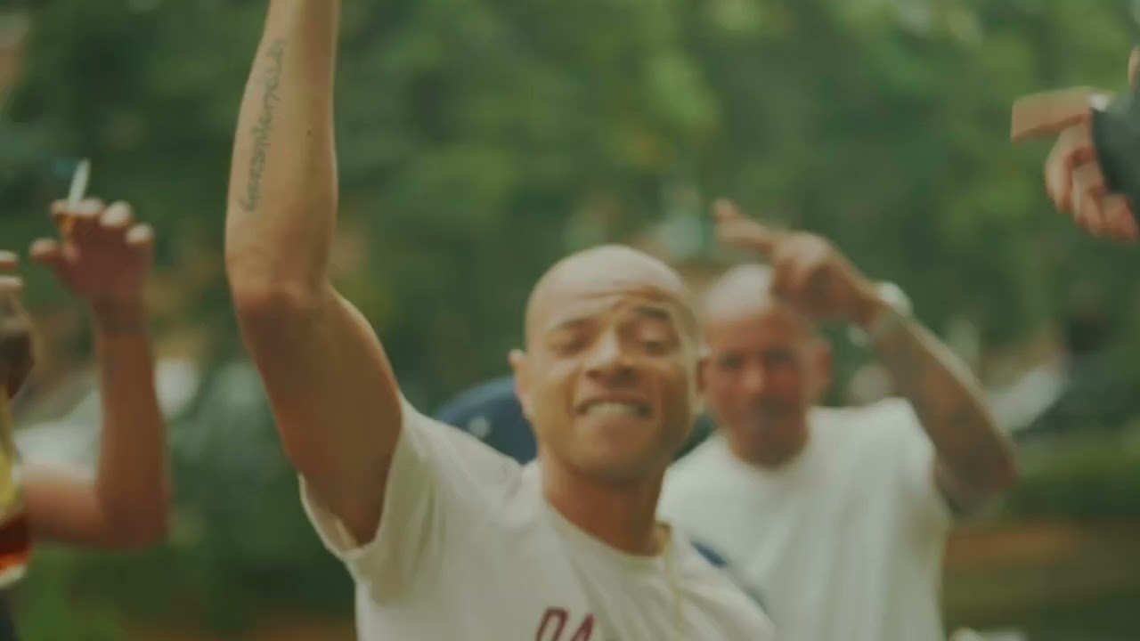 Teto Barz / Ganz | ESKO