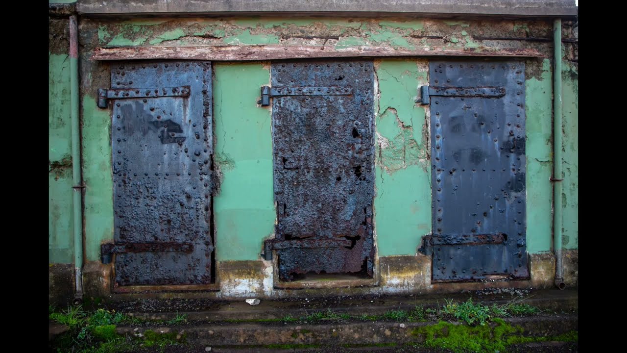 IMAGES@ARTIST-AT-LARGE: Photography: Travel: Finding Grunge in The Marin Headlands