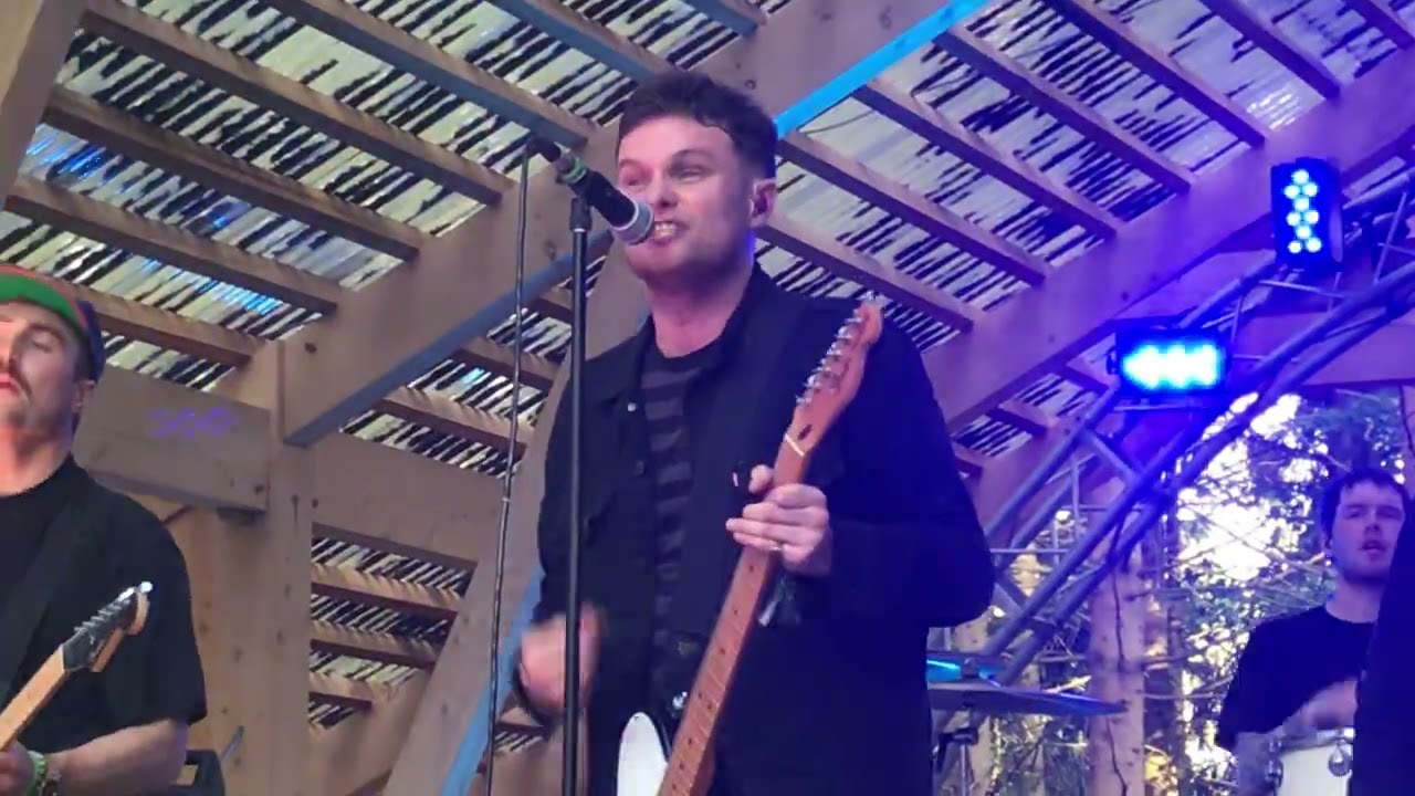 Cold Years - Roll With It (live) - 2000 Trees Festival 2024, Forest Stage, 12 July 2024