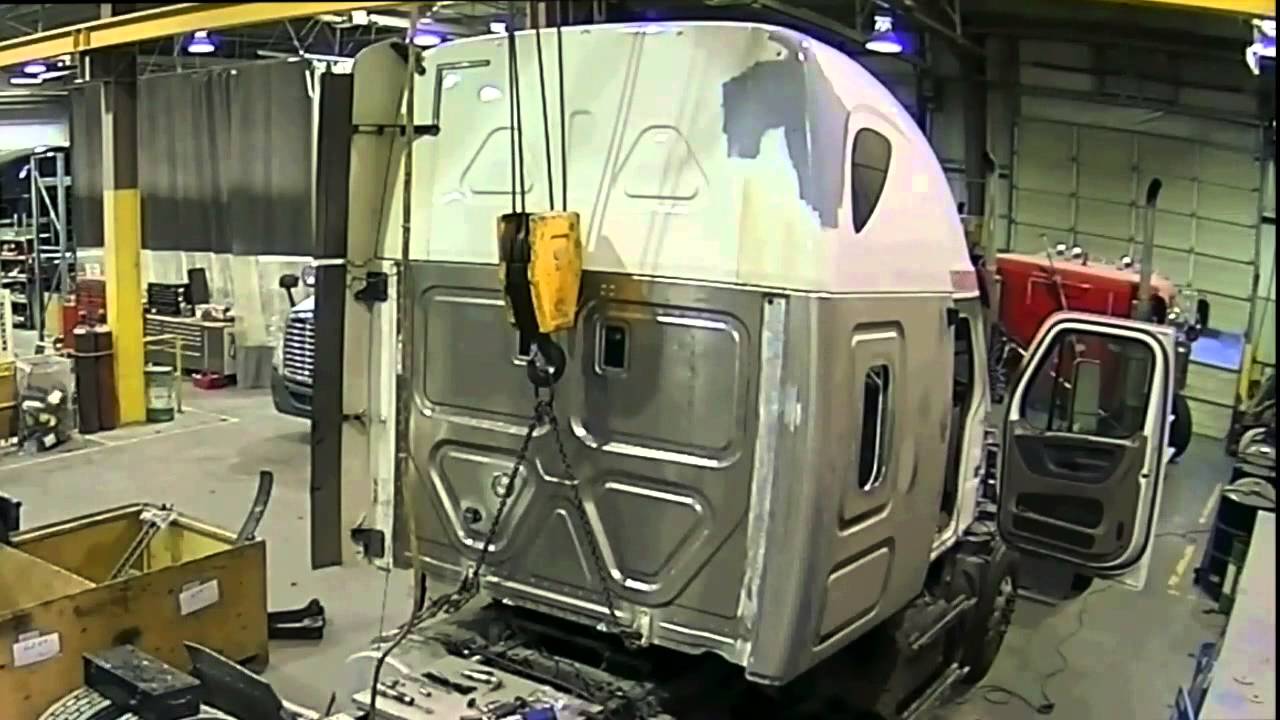 F1RST TRUCK BODY SHOP Timelapse
