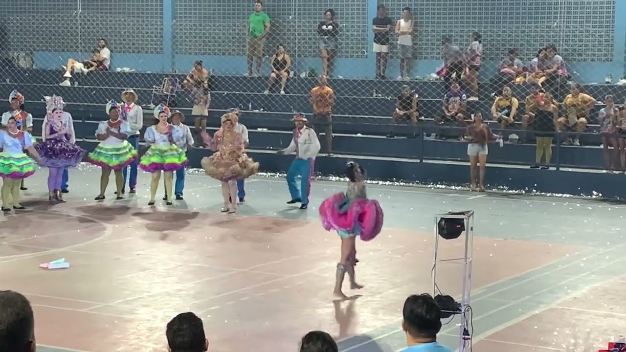 MISS CAIPIRA CAMPEÃ -ELISSANDRA SOMEL-BALÃO DE OURO-TROFEU RAIZES DO SOL